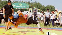 Тысячи гостей собрал Сабантуй в Челябинской области