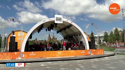 Южноуральские музыканты на главной сцене страны в сюжете «Эстрадно-джазовый оркестр Детской филармонии на фестивале Бутмана»