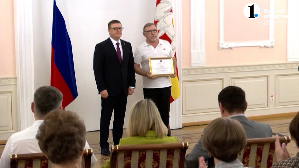 В регионе наградили медицинских работников