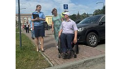 Инвалиды в Челябинске пожаловались, что не могут попасть в драмтеатр