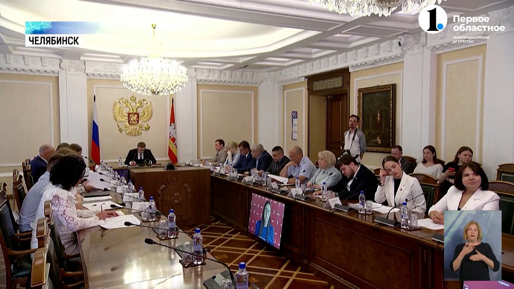 Губернатор встретился с представителями Движения первых