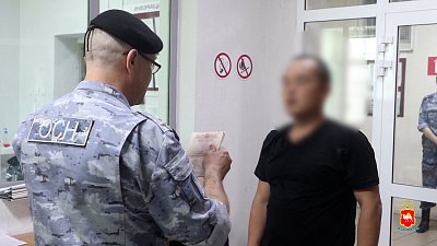 В Челябинской области сотрудники полиции депортировали троих иностранцев, совершивших особо тяжкие преступления