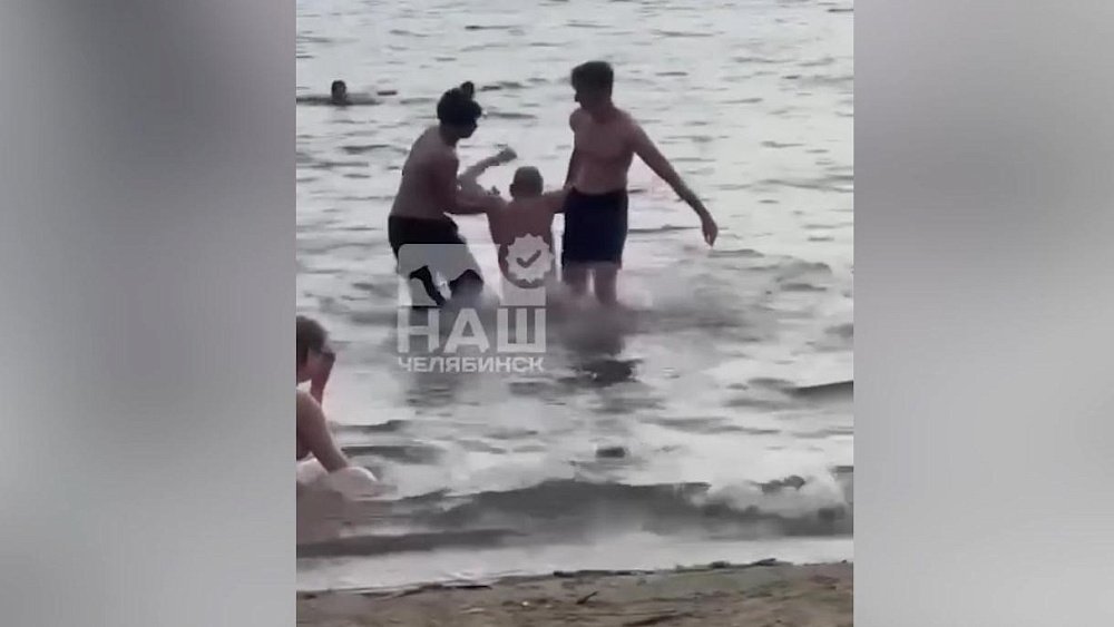 На Шершнях пьяный челябинец чуть было не утопил чужого ребенка