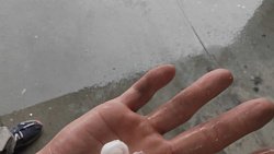 В Челябинске ливень затопил улицы, дома и автомобили