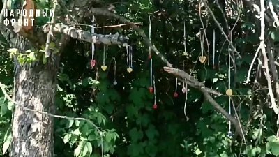 Челябинские дети делают обереги для бойцов СВО