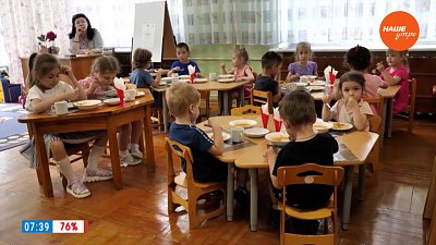 Как разом уложить спать 15 дошколят? ― в сюжете «Круглосуточный детсад»