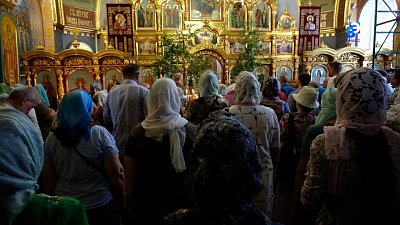 Один из главных праздников христианства встретили в храме Святой Троицы