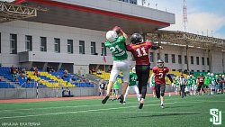 Челябинская команда одержала первую победу в чемпионате России по американскому футболу