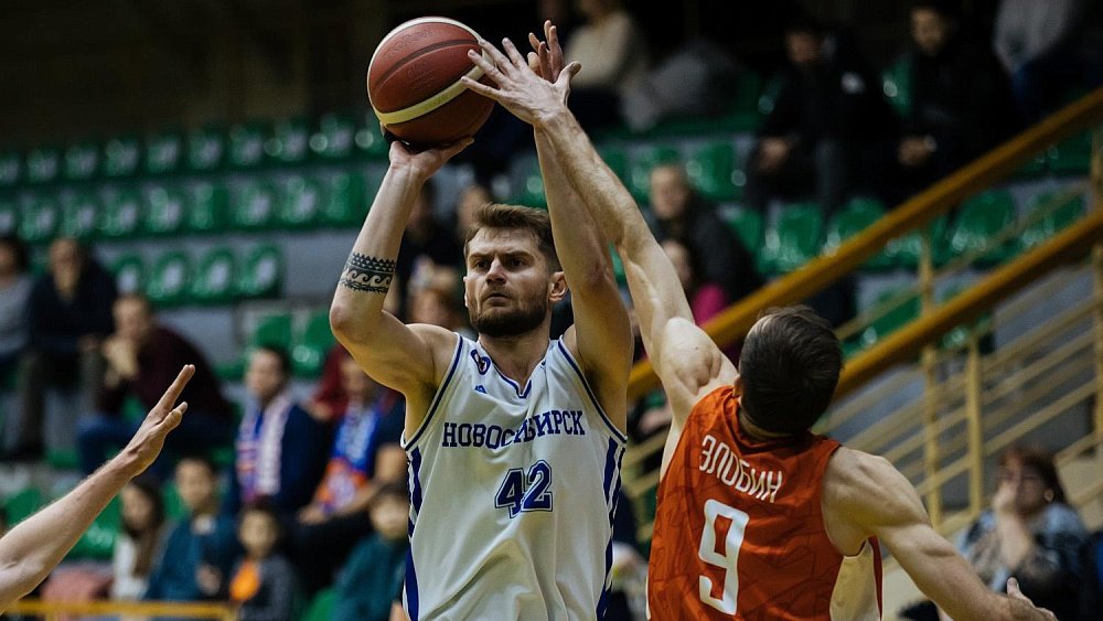Баскетбольный клуб «Челбаскет» приобрел лучшего игрока «Новосибирска»
