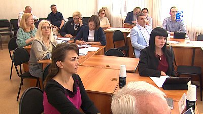 Депутаты МГО обсудили детские площадки и газовое оборудование