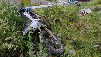 В Катав-Ивановске мотоциклист впал в кому после падения с горы