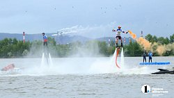 Флайборд-шоу, военный оркестр и Shaman: Магнитогорск отмечает юбилей