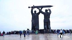 Флайборд-шоу, военный оркестр и Shaman: Магнитогорск отмечает юбилей