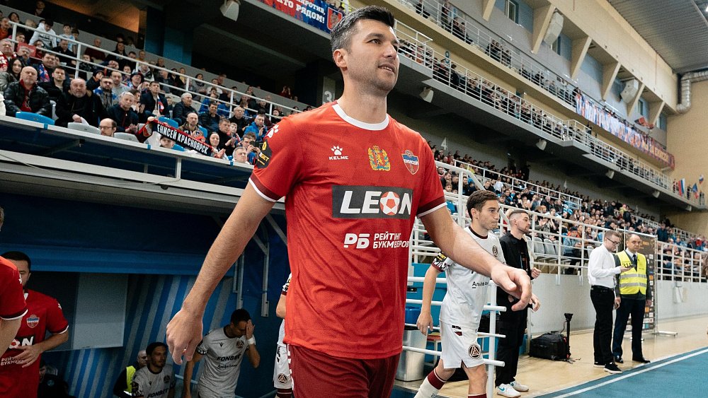 Футбольный клуб «Челябинск» усилился защитником с опытом игры в Премьер-лиге