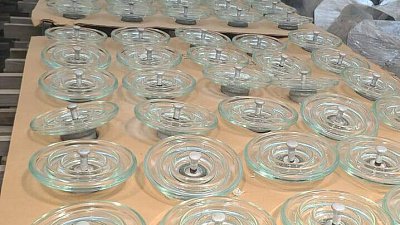 Южноуральский завод расширяет производство стеклянных изоляторов