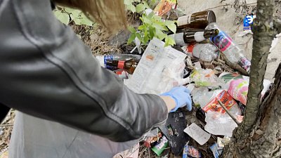 Жительница Миасса приводит родной город в порядок