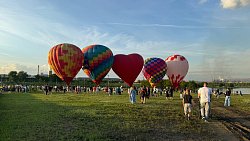 Магнитогорцы делятся фотографиями воздушных шаров, заполонивших город