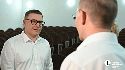 Алексей Текслер поручил благоустроить территорию у ДК в Ясных Полянах