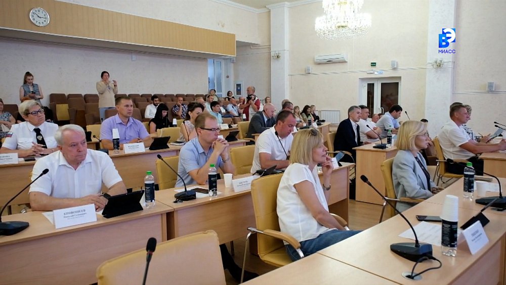 Глава МГО досрочно сложил полномочия