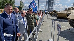 «Горит за милую душу»: в Челябинске показали подбитую технику НАТО