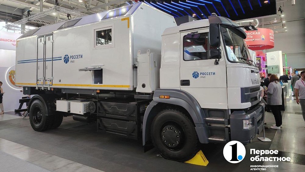 На выставке «Иннопром-2024» представили автомастерскую от миасского завода «Урал»