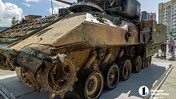 Губернатор Челябинской области посетил выставку трофейной техники НАТО