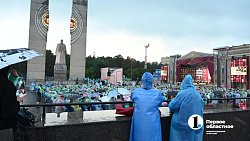 Музыка под дождем: второй день «Курчатов феста» челябинцы запомнят надолго