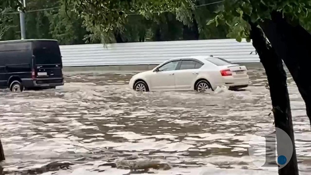 Больше половины месячной нормы осадков выпало в Челябинске за два дня
