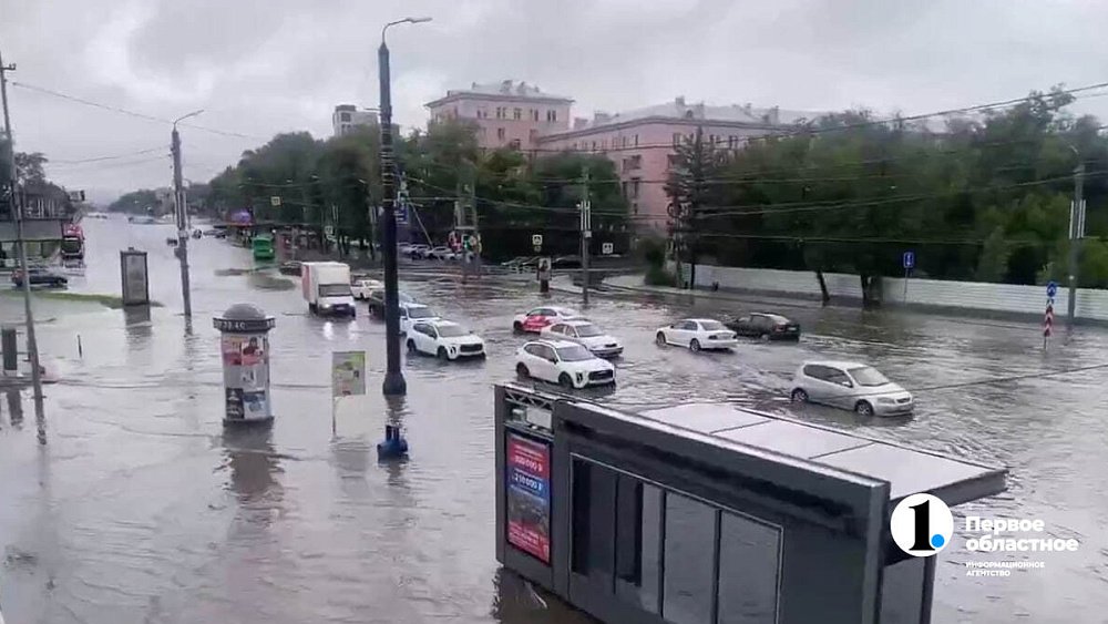 В мэрию Челябинска после ливня поступило 107 заявок по подтоплению