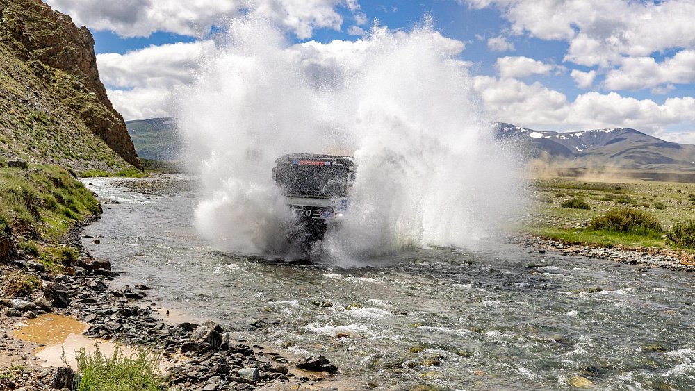 Международный ралли‑рейд «Шелковый путь — 2024» завершился в Улан‑Баторе