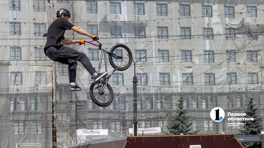 Скейт-парк на площади Революции в Челябинске проработал ровно месяц