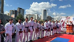 Семьям участников СВО показали трофейную технику НАТО в Челябинске