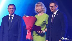 Алексей Текслер принял участие в награждении к Дню металлурга в Магнитогорске