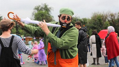 Фестиваль уличных театров пройдет на челябинской Кировке