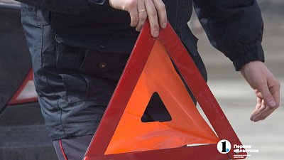 В Челябинске мотоцикл столкнулся с легковушкой