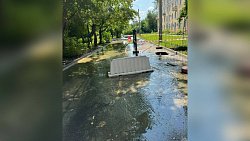 Прокуратура проверила места разлива канализации рядом с домами в Челябинске