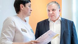 Делегация московских врачей начала прием пациентов в стационарах Южного Урала