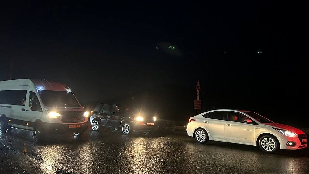 Из-за прорыва дамбы под Карабашом затоплен 3‑километровый участок дороги