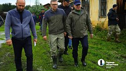 Алексей Текслер пообщался с пострадавшими жителями поселка Киолим