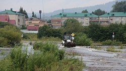 В миасском поселке Смородинка отсыпают «запасной» проезд