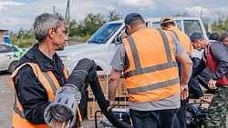 Металлурги присоединились к помощи по ликвидации паводка в Коркино