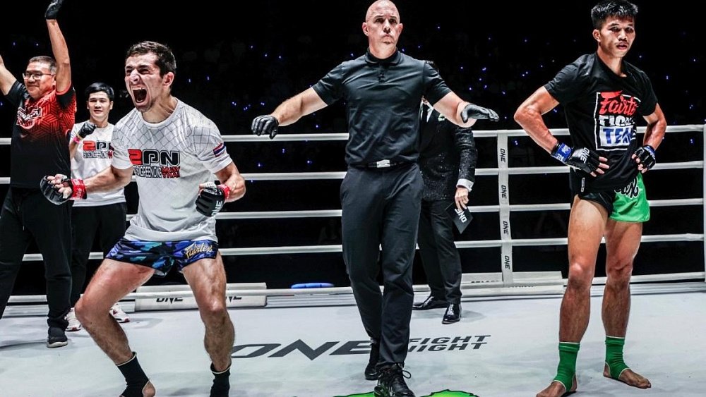 Челябинский тайбоксер Дмитрий Ковтун одержал победу в турнире в Бангкоке