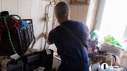 Из-за челябинки-хламовщицы без газа остался подъезд многоэтажки