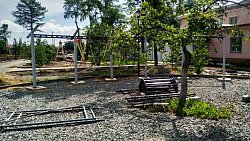 В поселке Шершни по инициативе местных жителей идет реновация сквера
