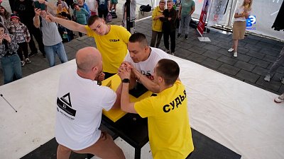 На Тургояке состоялся областной турнир по армрестлингу