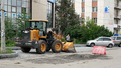 По местам выполнения дорожных работ в Миассе проходят контрольные объезды