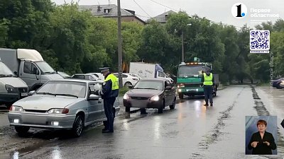 Инспекторы поймали шофера с подложными номерами