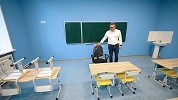 В Каслях обновили школу, автовокзал и музей