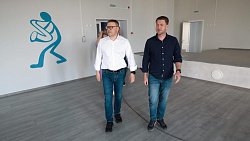 В Каслях обновили школу, автовокзал и музей