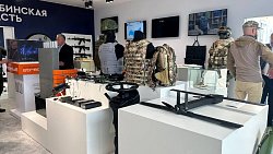 Южный Урал на военной выставке в Подмосковье показал первую скорую на грузовом шасси